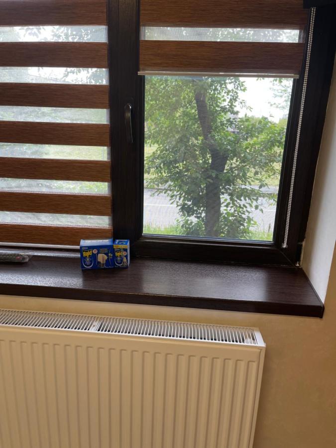 Guest House Târgu Jiu Εξωτερικό φωτογραφία