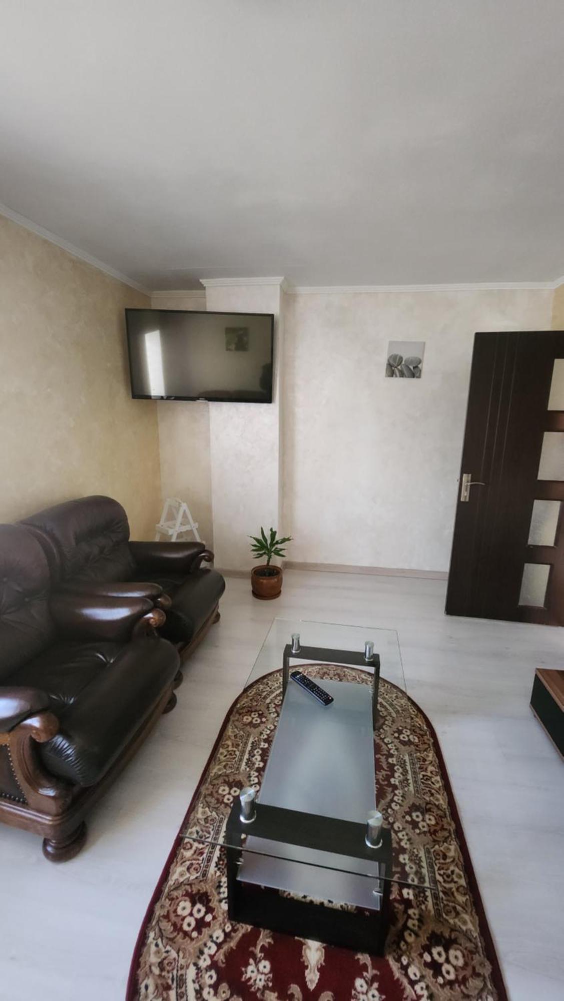 Guest House Târgu Jiu Εξωτερικό φωτογραφία
